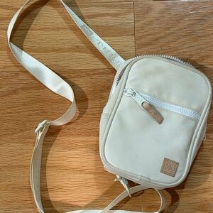 Thread Wallet off white  Crossbody Bag